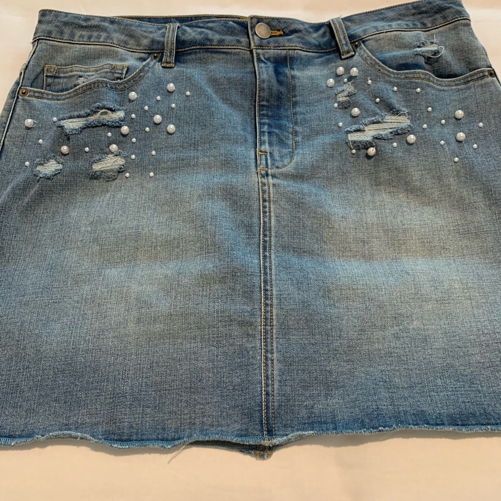 Womens denim skirt with pearls in front